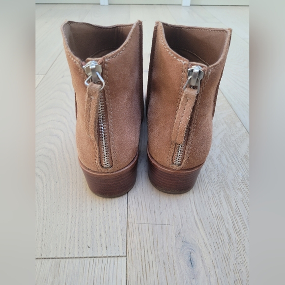 Dolce Vita boots - Picture 2 of 7